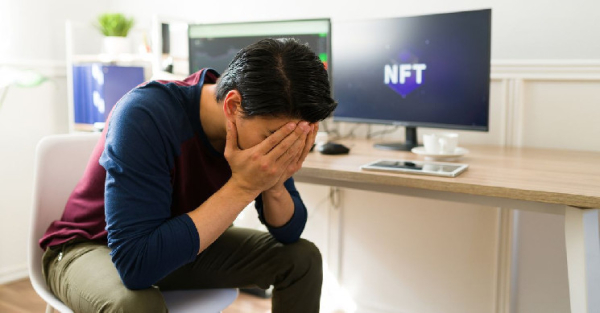 Major NFT Collections Post Double-Digit Monthly Losses as Floor Prices Drop