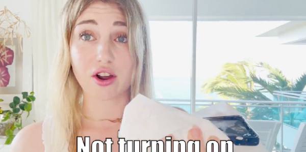 Someone Microwaved a Solana Saga Phone&mdash;Now Degens Are Buying Meme NFTs